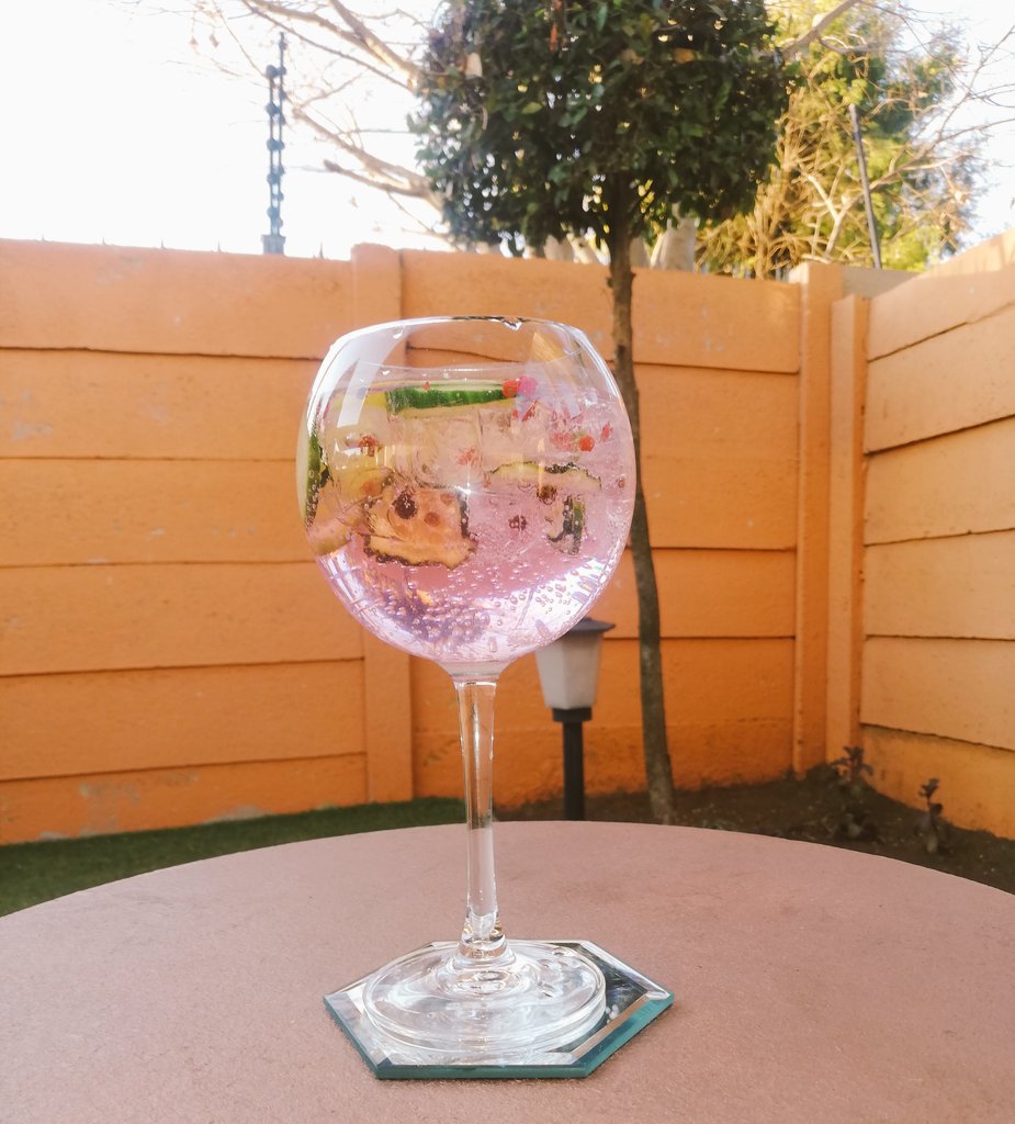 premeditatedgal's tweet photo. Just to strengthen the immune system๐
#level5
#SoloDrinking
#sundayvibes https://t.co/N3Oc06ld6B