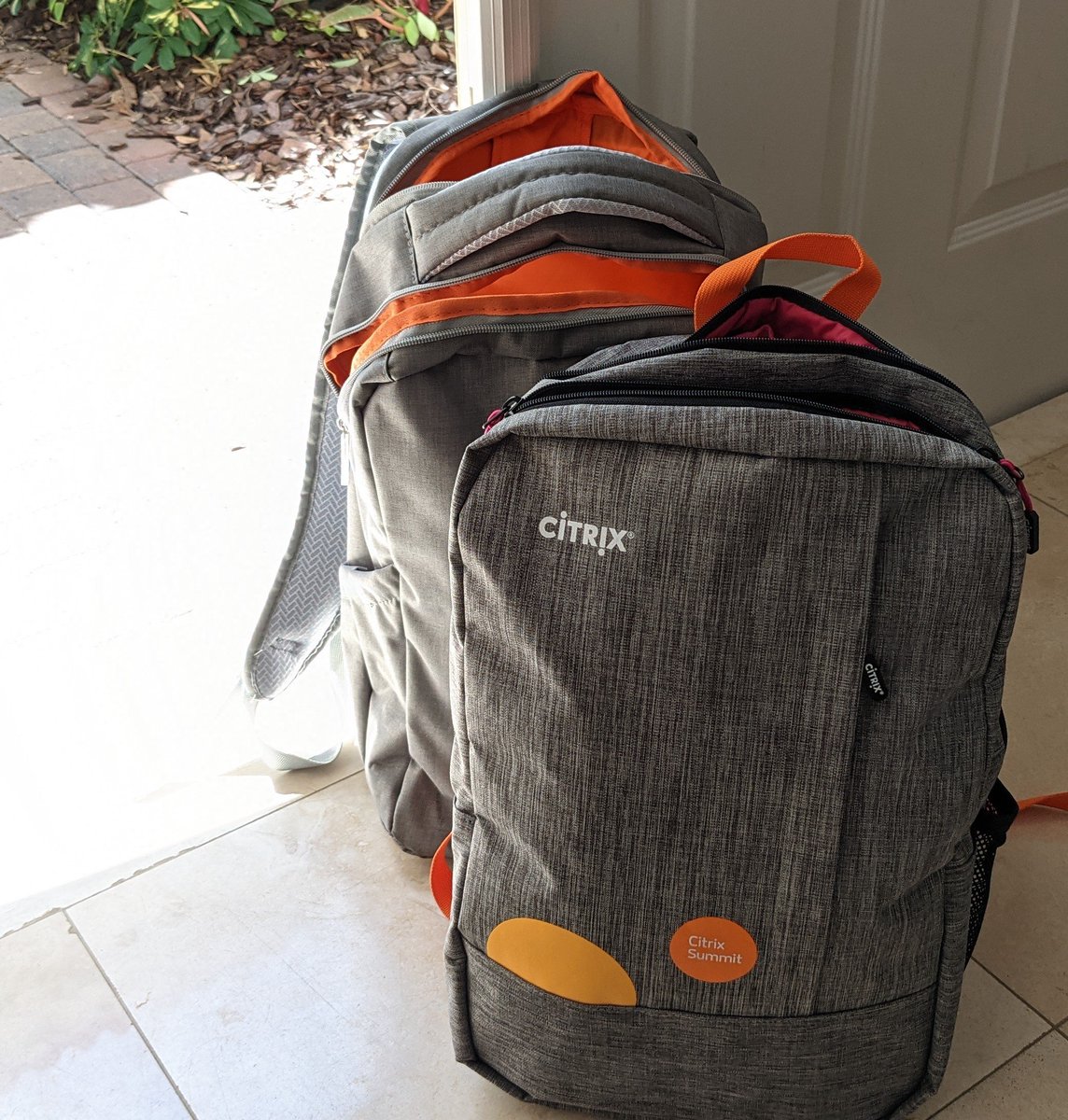 mcalef's tweet photo. Preparing donations of clothing for the #ChamplainTowers emergency.
Decided to put to good use stored @citrix #citrixsynergy and #citrixsummit backpacks to pack the items and donate them well https://t.co/L4toCv2ZC1