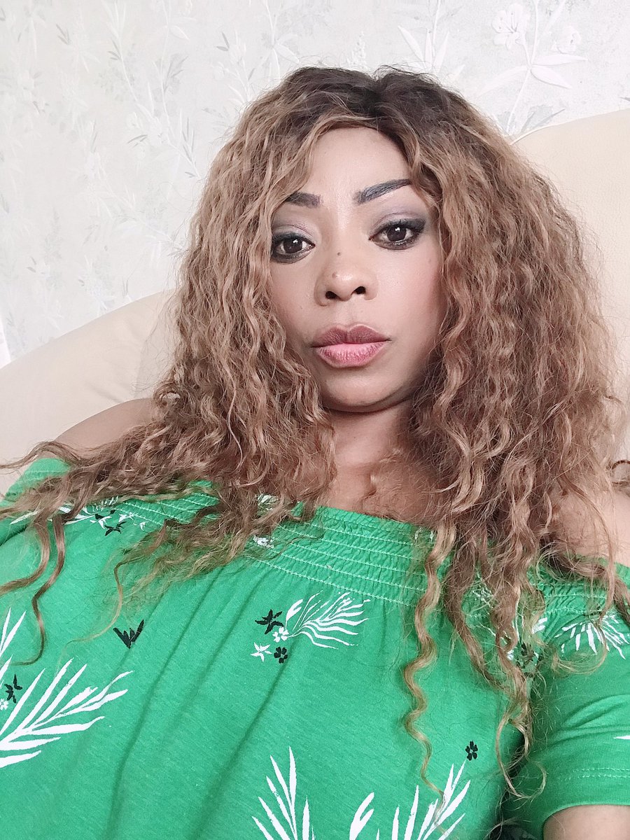 Nanahtakaza's tweet image. All of us must plant trees,Not only are They essential forlife,but as the longest living species on earth, they give us a link between the past, present and future.#challenge2020 #80milliontrees #RDCONGO #Kinshasa #Kivu #Congocentral #kasaï #Esepelisa #savetheCongo #healtheworls