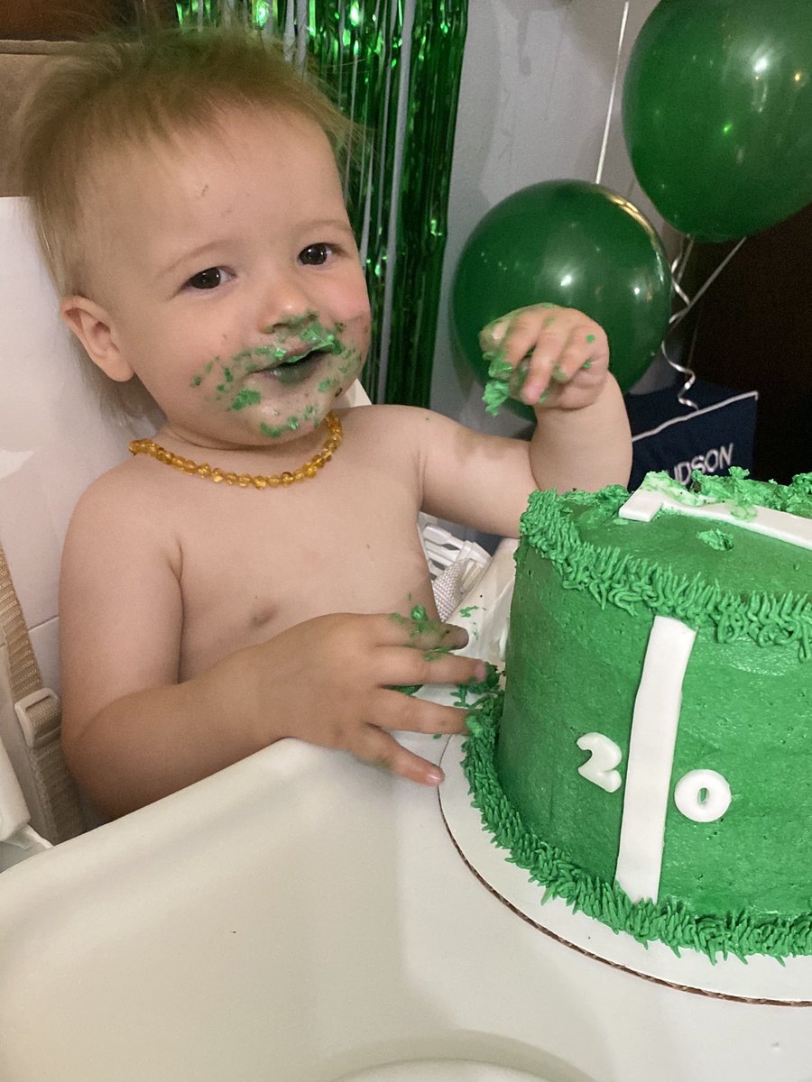 Miss_AlyB's tweet photo. Hudson is 365 days old! #littlerookie #firstyeardown https://t.co/kyhVE5yliL