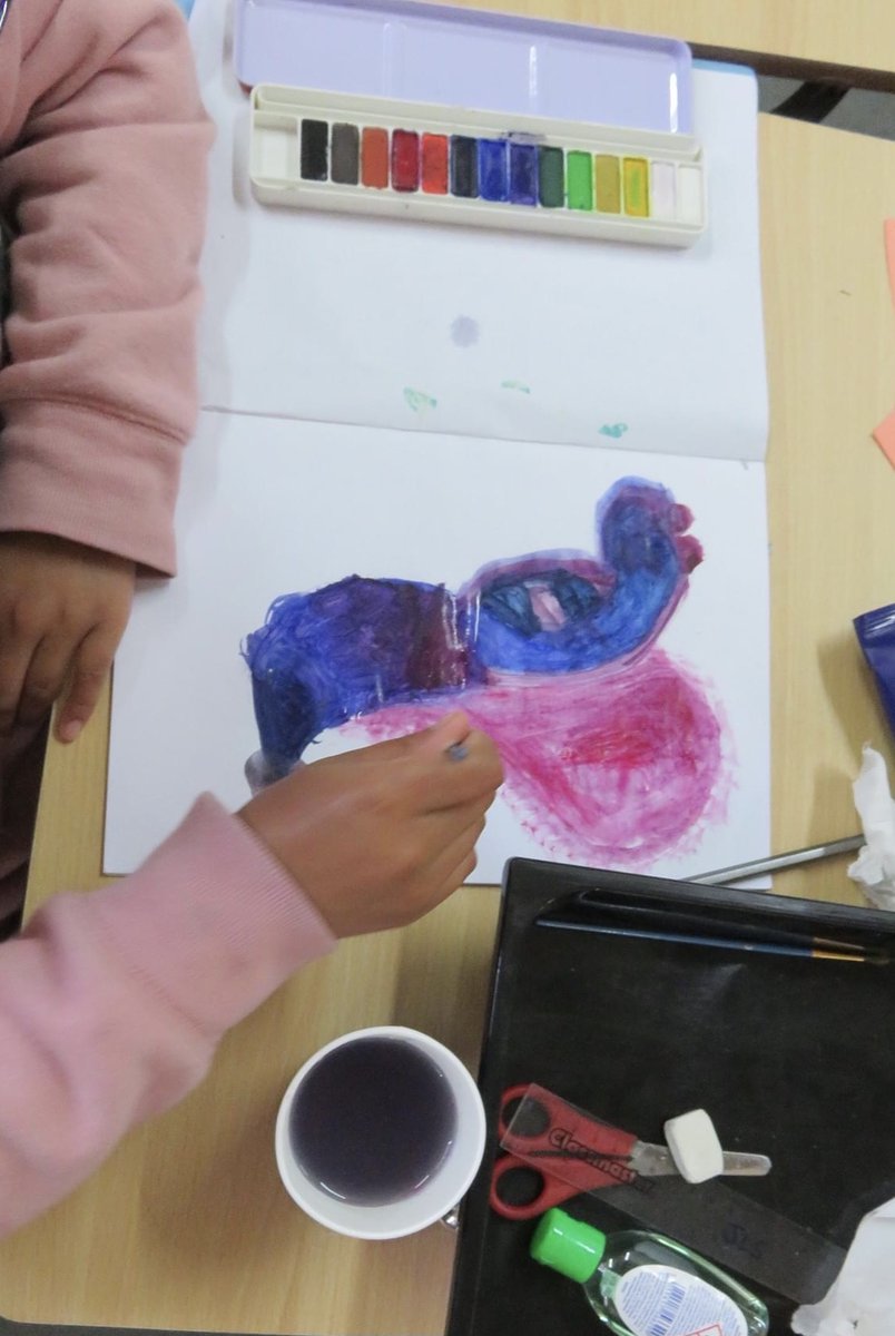 Art Club @ Friction Arts (@frictionart) on Twitter photo THIS WEEK AT ART CLUB: student-led art activities; and mind-mapping contemporary art, identity and the art curriculum for #BAS9 #BAS9LeadTeacher
@misshevatreva
<a href="/BeckArtsConnect/">Becky Thompson</a> <a href="/WolvArtGallery/">Wolverhampton Art Gallery</a> THIS WEEK AT ART CLUB: student-led art activities; and mind-mapping contemporary art, identity and the art curriculum for #BAS9 #BAS9LeadTeacher
@misshevatreva
<a href="/BeckArtsConnect/">Becky Thompson</a> <a href="/WolvArtGallery/">Wolverhampton Art Gallery</a>