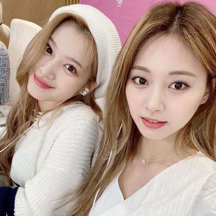 TasteOfXea's tweet photo. @Sapphire_1225 im literally crying rn!! 

TZUYU MELODY PROJECT OUT NOW
#TIME_FOR_TZUYU
#Tzuyu_Melody_Project https://t.co/UzoAihBLTd