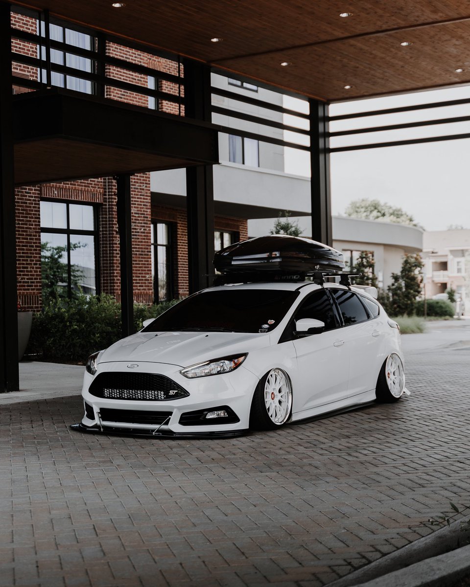 Twitter saw it first 🥸 #focusst #stance #bagged #merican