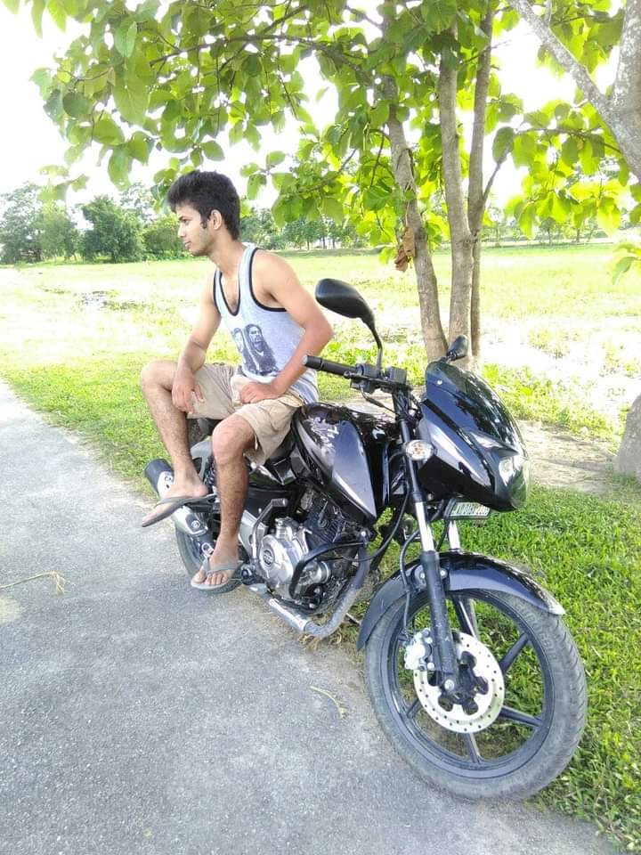 Debajitrocky's tweet image. #differentdays
#differentpic 
#freetime
#Hatisila
#Nalbari