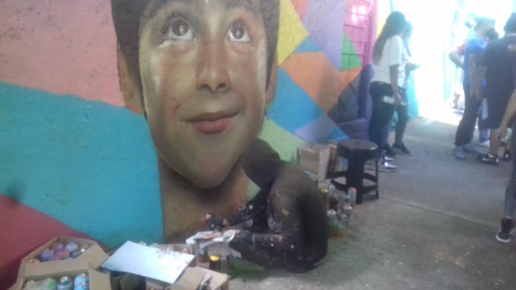 AlcaldiaAO's tweet photo. En el marco del Día Mundial Contra el Uso Indebido y el Tráfico Ilícito de Drogas, se realizó una feria de servicios preventivos en Corpus Christi. También la comunidad de #CURBA, participó con arte urbano.
#EnAOTrabajamosParaTodos
@Claudiashein @SuarezdelReal1 @AlbertoEsteva https://t.co/au891dVuZz