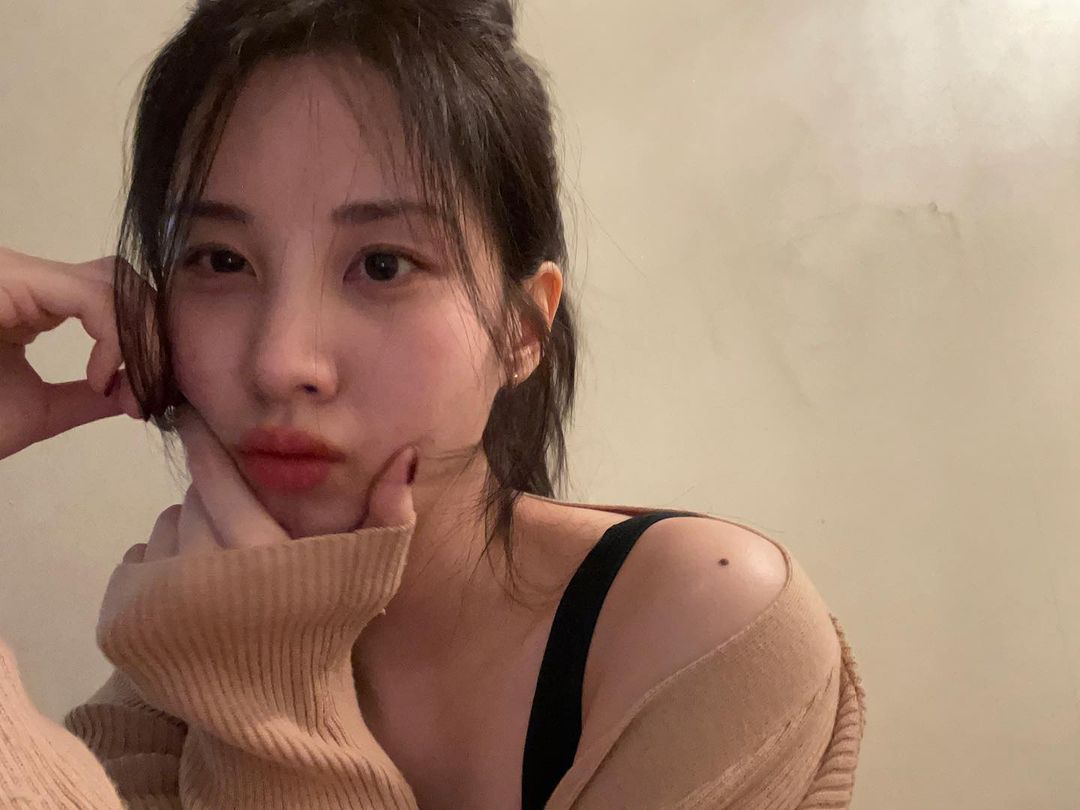 #FinalWinnerSeohyunDay
#찬란한_유월에_왔서현
Happy Seohyun Day