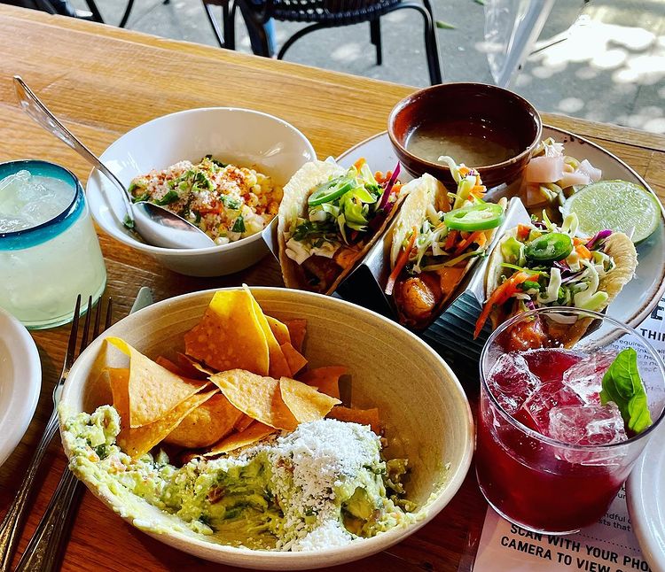 Tacos and cocktails taste a little better with some sunshine. 🌮 😎 We've got plenty of outdoor seating at both of our locations so you can enjoy those summer vibes.  
______________________
📷: @bitesbythebae
