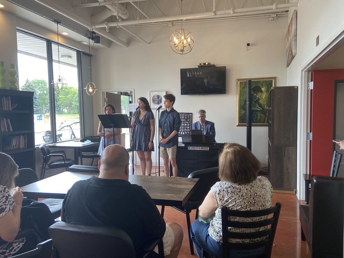 COFFEESSIONS1's tweet photo. Warm-ups! Honored to be hosting Stephanie Mayer’s Senior Capstone Concert! Begins at 12:30pm on June 27th (today). Hope to see you there!

Contact us if you have a music event you’d like us to host🎹🎼 https://t.co/aqvPWSOrT0