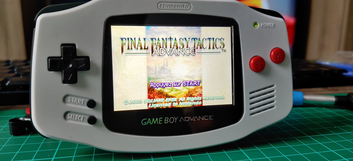 Mugen_Pascal's tweet photo. Allez je ai profité de la sieste de la petite pour encore faire de la gba devant la dernière vidéo de @Frederic_Molas qui est super !

#gba #ipsv2 #ffta https://t.co/6qbThrwNjU