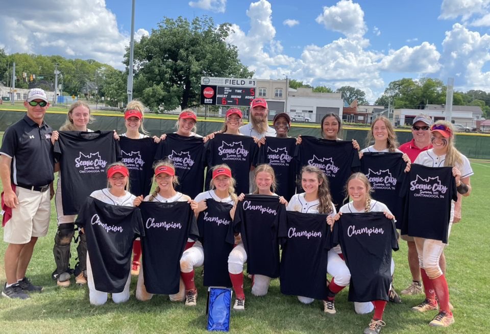 peytonfitz63's tweet photo. Scenic City Champs!! We fought hard all weekend as a team, couldn’t be more proud. #TeamEAT @GAImpactJanney https://t.co/d7bW1BOcAZ