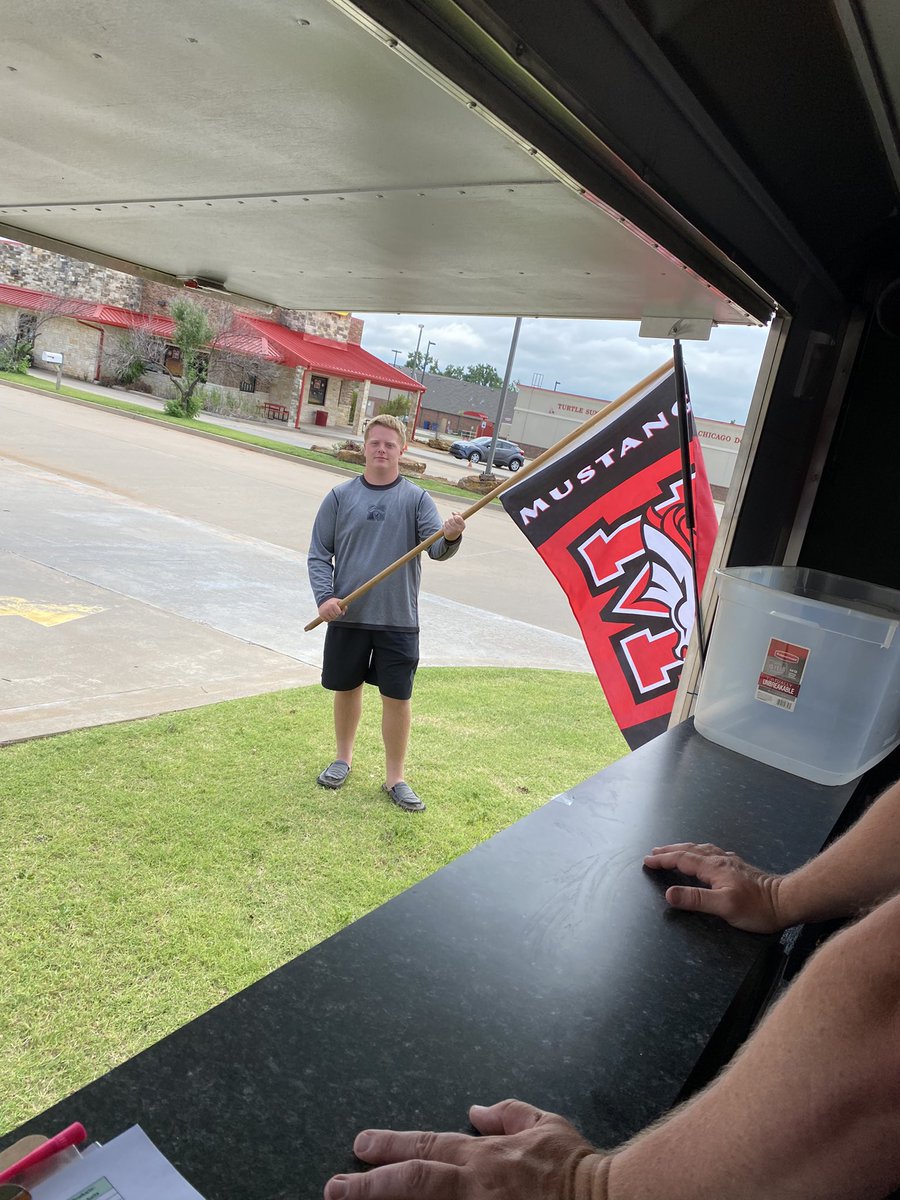 4hildys's tweet photo. Come see us at the firework stand for Mustang Football 🏈. Merchandise also for sale. #mustangfootball https://t.co/mlnpGMxuzB