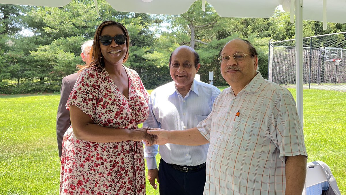 appac_usa's tweet photo. Thank you to @NewYorkStateAG Letitia James for joining us today to meet with APPAC friends and supporters, and for your continued support of our community. 

We’re grateful to have an advocate for Pakistani and Muslim-Americans in the Attorney General office. https://t.co/OKcTL0XNu7