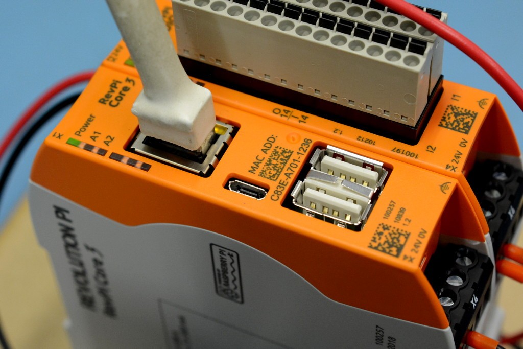 RSDesignSpark's tweet image. Get started with the versatile Revolution Pi Modular industrial platform: bit.ly/2TyVoWX

#RevPi