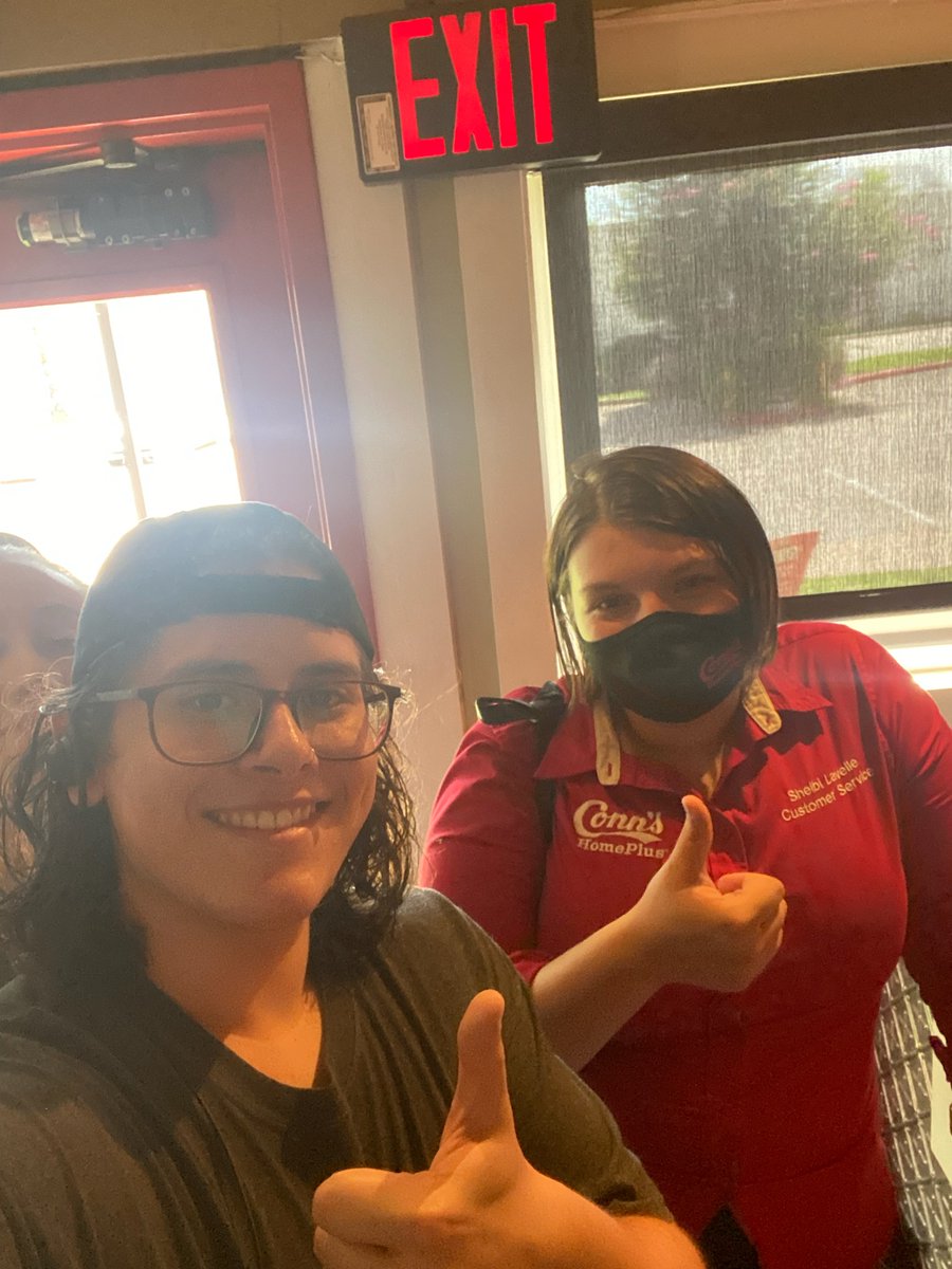 Jen Rhodes tweet media