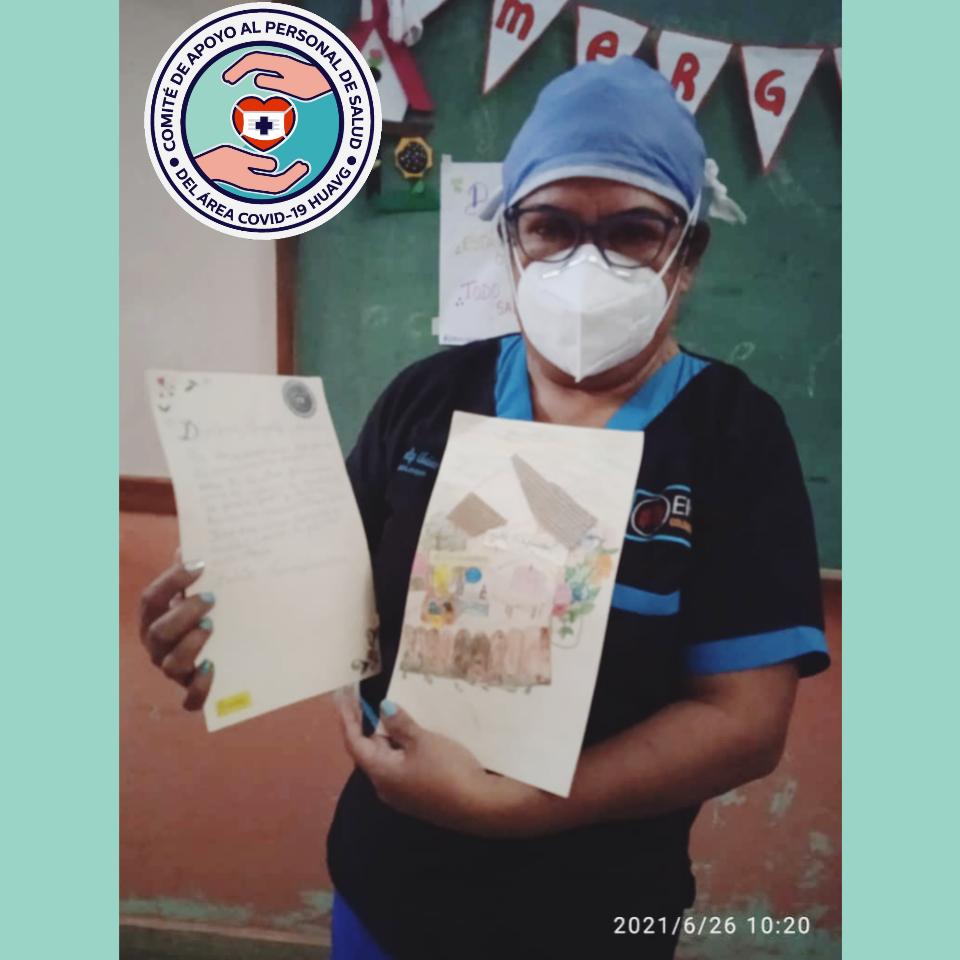 ayudacovid19cor's tweet photo. Apoyamos no solo al personal de salud del Área #covid19 del Hospital #HUAVG, misión de este comité, sino a muchos  pacientes.  Todo redunda en un beneficio colectivo. El 26 de Junio entregamos a la Dra. Magaly Arias caja de 100 guantes, 12 mascarillas de no reinhalación..... 1/2 https://t.co/1mpMW3Tmg3