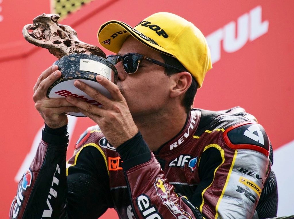 Afernandez37's tweet photo. Siiiii, P3!! 😁🍾 Muy contento de volver a estar aquí, vamos!! 💪🏼🙏🏼❤️ #DutchGP 🇳🇱 #AF37🐰 https://t.co/BECN7ZEIiX
