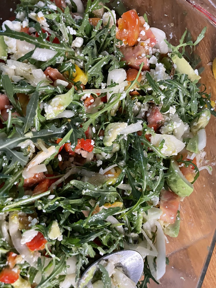 beesosapp's tweet photo. Our founder showing her result of this amazing and healthy salad ! We hope all chefs try now this amazing recipe 🥑🥗

#AvocadoSalad #Aguacate #Beesos 

WEB: https://t.co/80zqm8VsRU
YB: https://t.co/05TAvSo37g
IG: https://t.co/vKkjOYmgkF
FB: https://t.co/u6cMOtHI08. 🐝🥑🐝🥑🐝🥑 https://t.co/Pc0BxjVlF2
