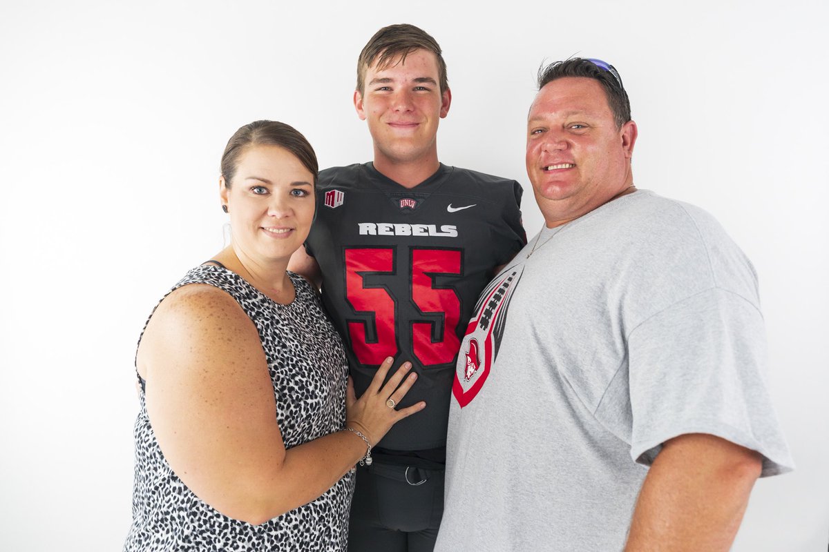 Riley Banks tweet media