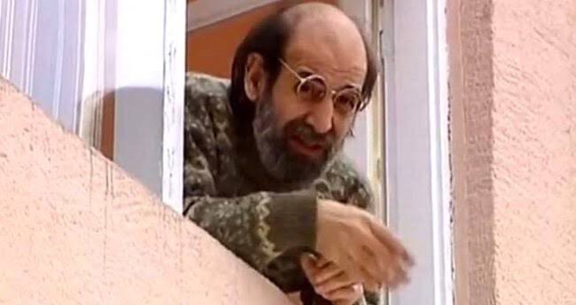 Bir dönem Pazar akşamlarına damgasını vuran Bizimkiler dizisinin Cemil’i, “Sevim Koş “ repliği hafızalara kazınan Uğurtan Sayıner hayata gözlerini yumdu..

Bir nesilin sembol isimlerindendi..

Allah rahmet eylesin, mekanı cennet olsun..

#GenclerDavaAçıyor 
#Aytaç