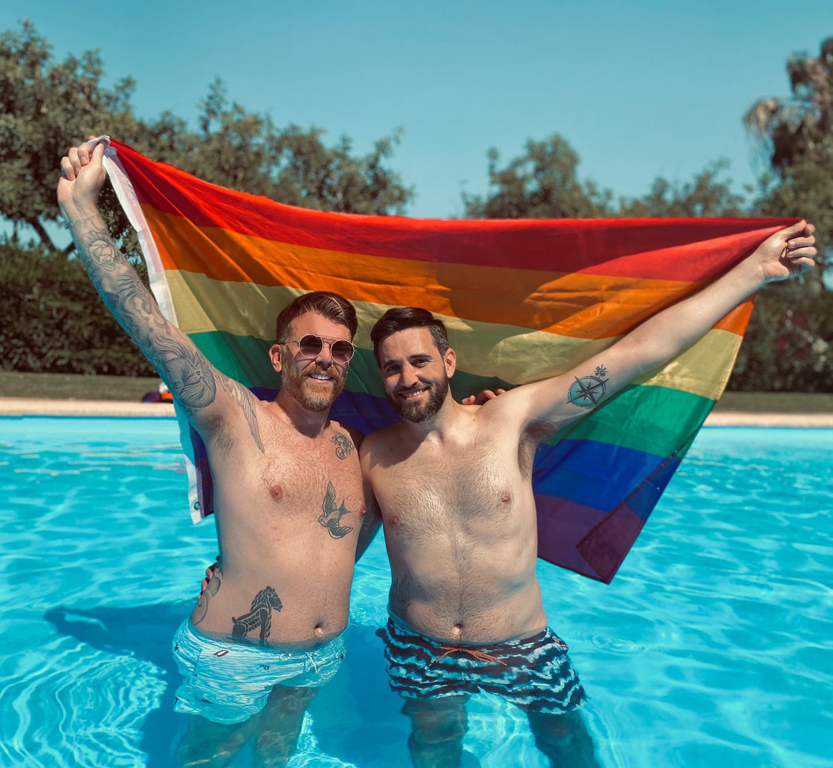 Perykko33's tweet photo. 🧔🏼‍♂️🏳️‍🌈🧔🏻‍♂️
Be proud, show your pride and show your love! Always 🌈
¡Siéntete orgullos@, muestra tu orgullo y muestra tu amor! Siempre 🌈
⠀
https://t.co/XYjQdvHnZa

#pride #orgullo #loveislove #lgbt #lgbtq #lgbtpride #pridemonth #pride #us #lgbtcommunity #lgbtqi https://t.co/xCnrWDqEZo