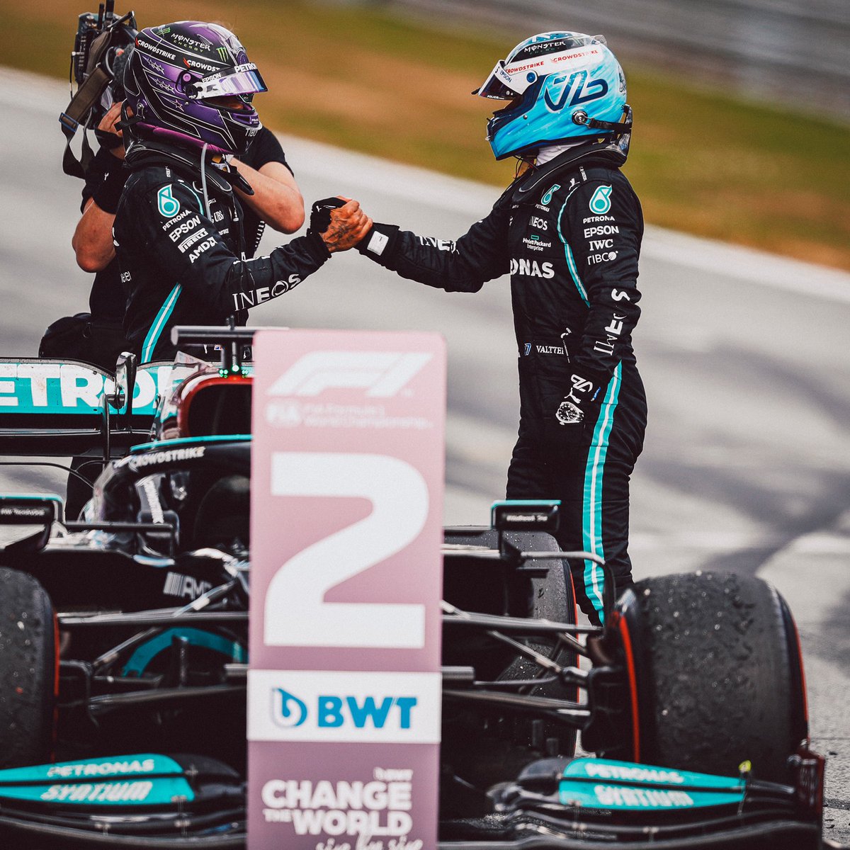 MercedesAMG's tweet photo. P2 for @lewishamilton and P3 for @valtteribottas was the maximum we could achieve today. But next weekend is already the next opportunity to keep on pushing! #WeLivePerformance #F1 #StyrianGP

@amgmotorsport @MercedesAMGF1 https://t.co/1mfiNiqg5M