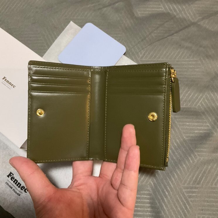 Blr_ily11's tweet photo. #ส่งต่อ #FENNEC FOLD WALLET
- เหมือนใหม่ ใช้ 1-2ครั้ง
- box/card/post-it อุปกรณ์ครบ
- สภาพเทียบมือ1 แท้ 💯
Price: 1,100 THB free shipping 📍
 
#fennecส่งต่อ #fennecพร้อมส่ง #กระเป๋าfennec #ตามหาfennec #กระเป๋าสตางค์ #ส่งต่อfennec https://t.co/qOoTyXqdJI