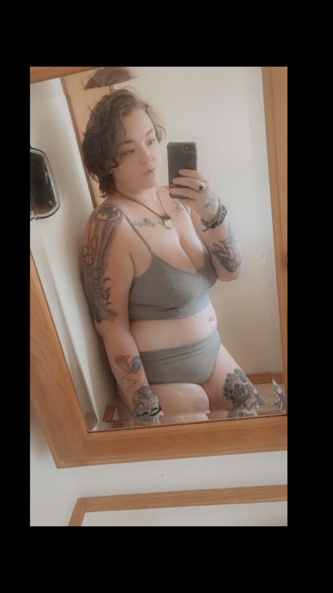 muamommy1995 tweet media