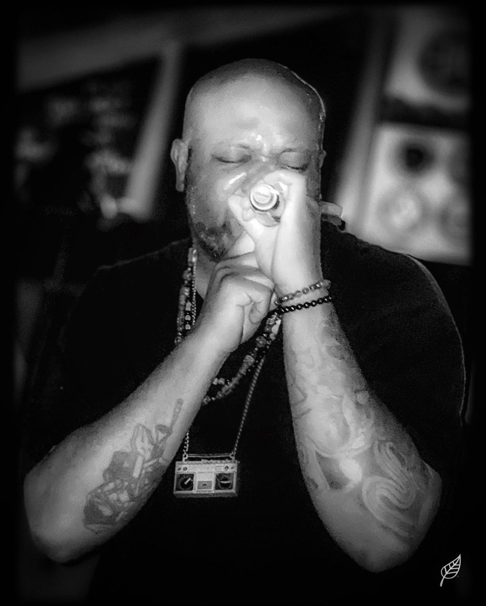 CourthneyJr's tweet image. R&amp;amp;R Vision 

#iphone12promax #elevatevoices #culturalcreator