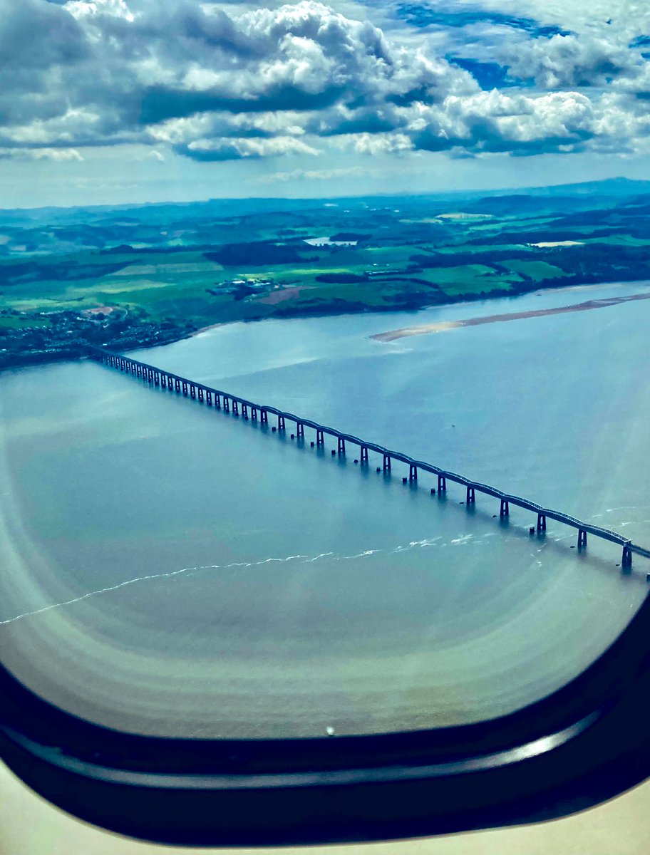 kirkdailly's tweet photo. Flying out of #Dundee is the way to go https://t.co/dv5gFATBXZ