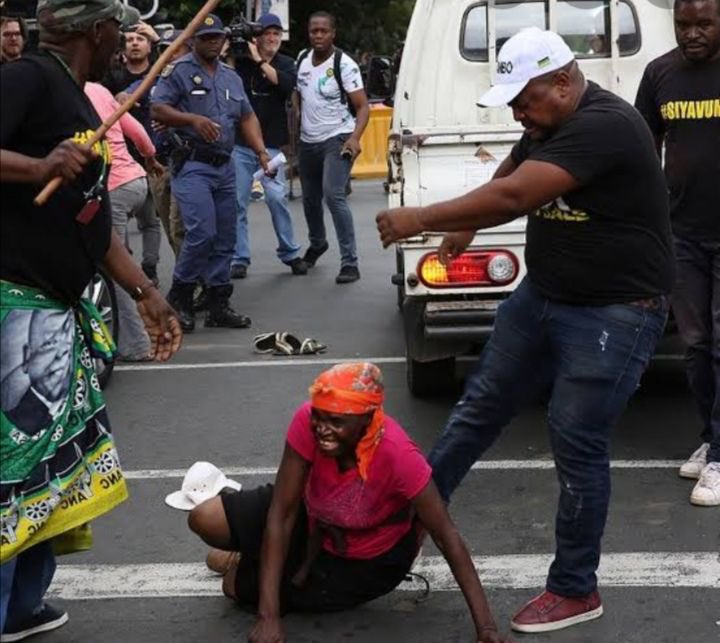 AdvoBarryRoux's tweet photo. Thabang Setona has just been voted to be a candidate for councilor at Ward 62 in Hillbrow. Thabang Setona is the guy that brutally kicked a woman outside Luthuli house 2018 February. https://t.co/sIH59tdgMy