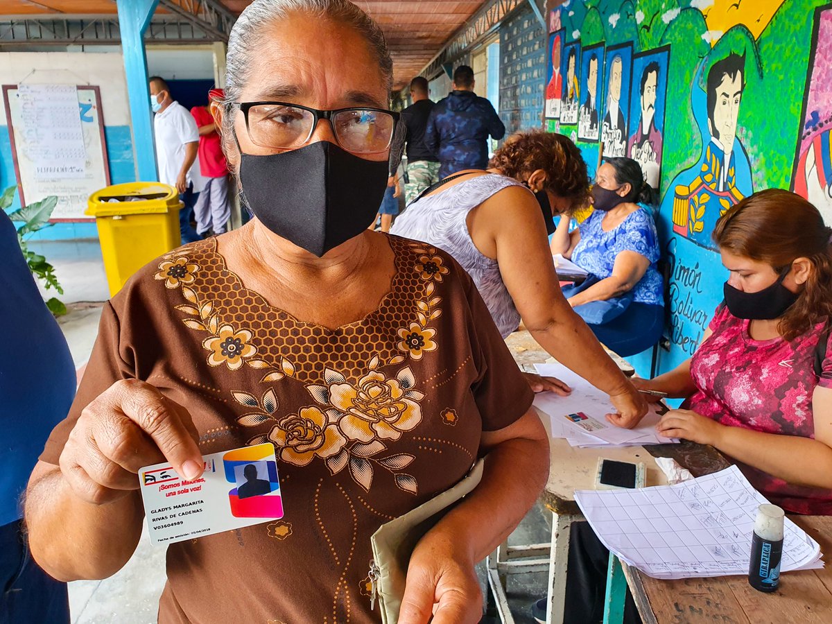 Fiesta democrática en Naguanagua, con las asambleas de postulaciones de nuestro glorioso <a href="/PartidoPSUV/">PSUV</a>. Toda nuestra militancia activa y desplegada para postular a los precandidatos y precandidatas. <a href="/taniapsuv/">Tania Valentina Díaz</a>
<a href="/VTVcanal8/">VTV CANAL 8</a>

#AhoraDependeDeTi