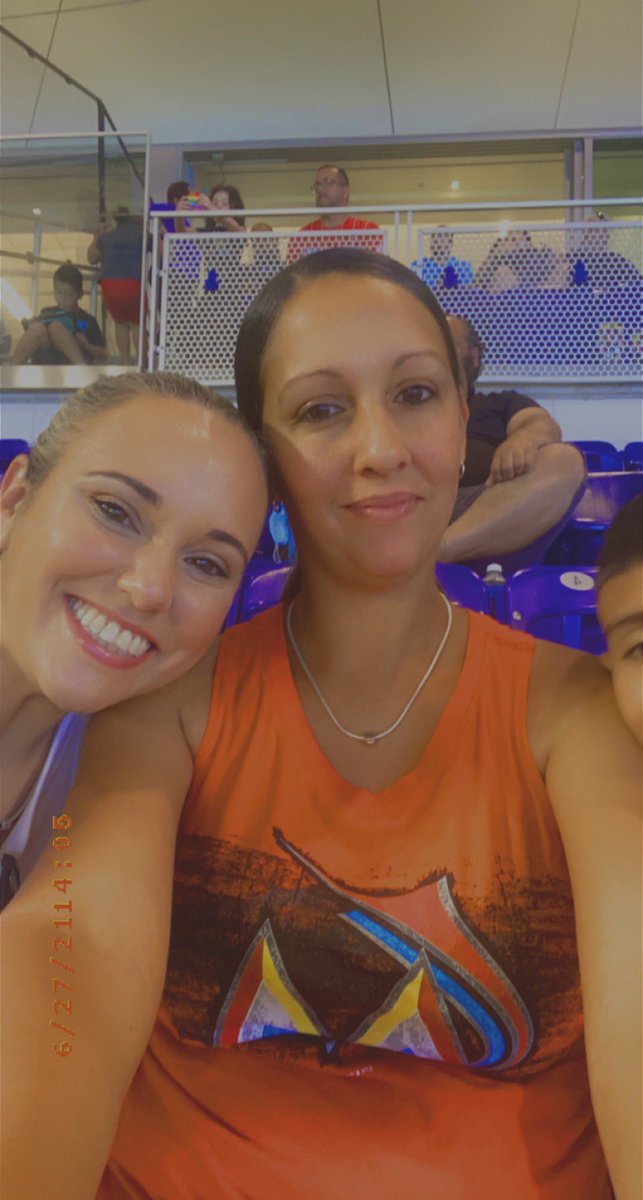 ClutterLessInc's tweet image. A day @loanDepotpark! Supporting our @Marlins with the fam!