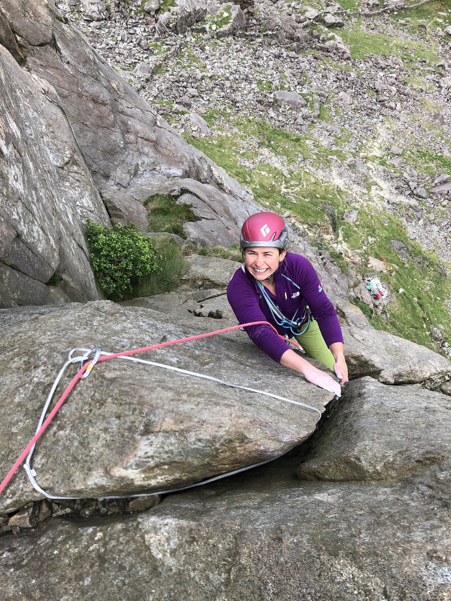 RoamMtns's tweet photo. A fun day climbing with Jessie and Rachael during which day, and Caroline in the evening. #instructorsdayoff https://t.co/ZhWyGLXMp0