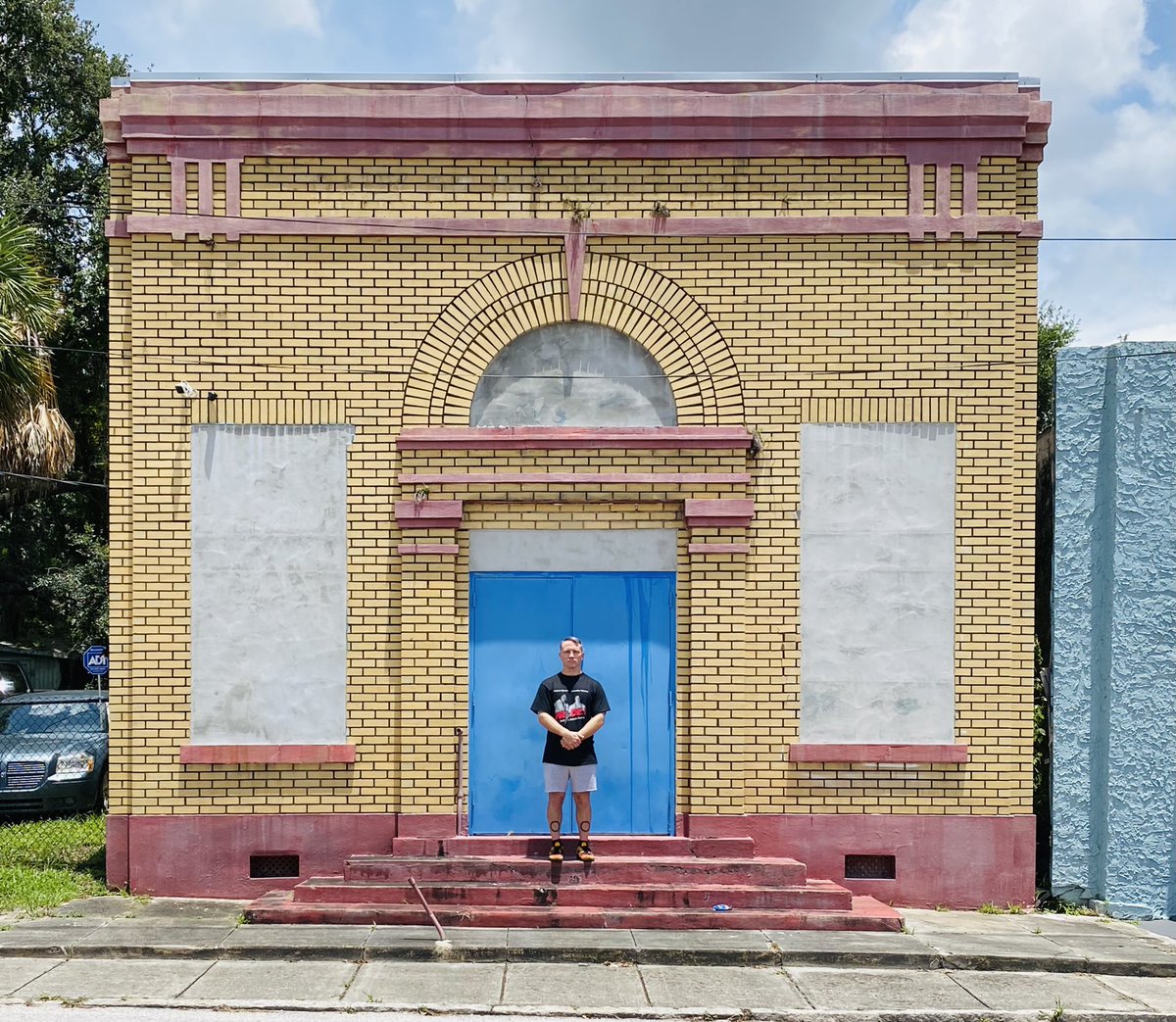 jockonimus's tweet photo. home of the most unholy recorded riffs #morrisound #deathmetal #tampa https://t.co/nza37Rst5H