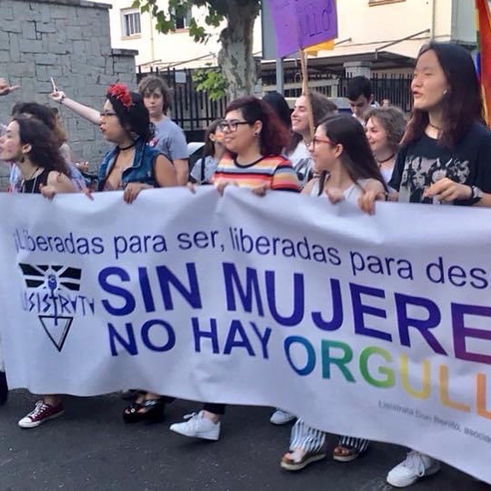 lisistratadb's tweet photo. ¡LUCHA, RESISTENCIA Y REVOLUCIÓN!

Nos vemos mañana en el Parque de la Diversidad de Don Benito.

Por ti, por todas: #niunpasoatrás 

Hermanas Trans, Gracias. Sin Vosotras no habría orgullo.

#LeyTransYa

Orgullo Feminista

L.B.T.Q.I.A+, EXISTIMOS Y RESISTIMOS 🏳️‍🌈💜

@DBorgullosa https://t.co/n1SFIrKaCs