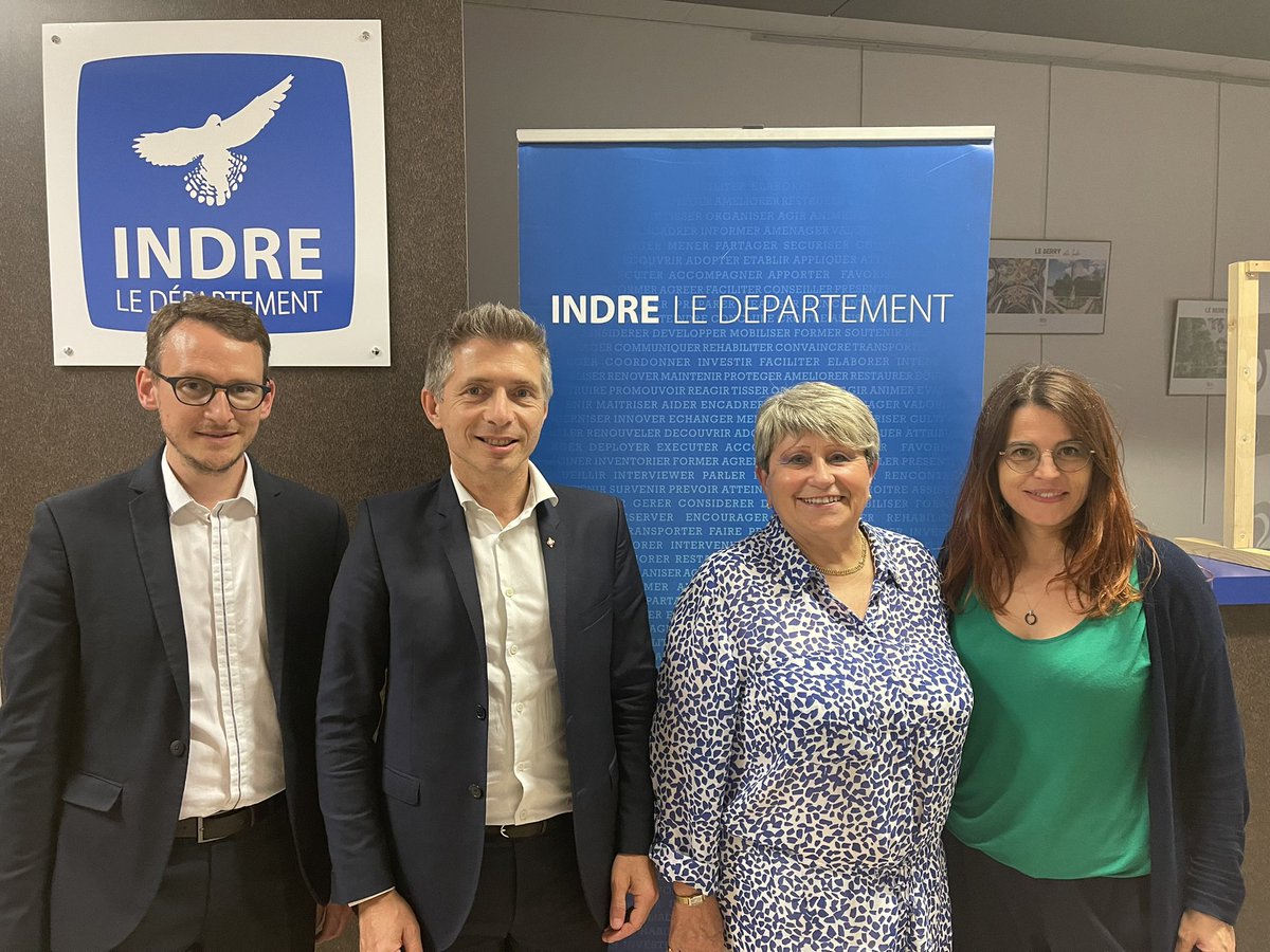 Avec 74,26% des suffrages, je remercie du fond du cœur les Castelroussines et les Castelroussins qui ont fait confiance à l’équipe que je forme avec Chantal Monjoint et nos remplaçants, Stéphanie Galoppin et <a href="/Tonyi36/">Tony IMBERT</a>.
Ce soutien massif salue le travail réalisé pour #Châteauroux