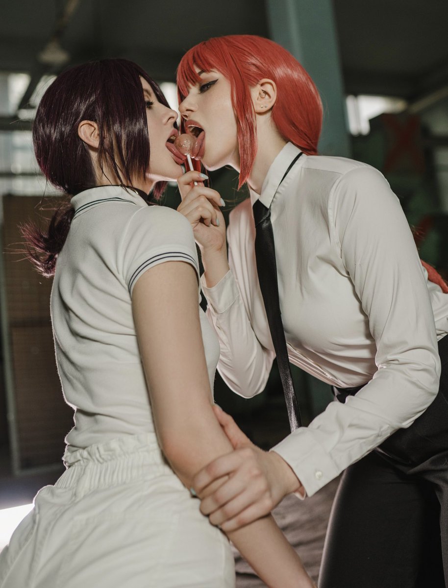 Giving you some very hot tongue action today 😋

Well...how do you like the new anime trailer? ❤️

#chainsawman #makima #reze https://t.co/6XVTd0hC0r