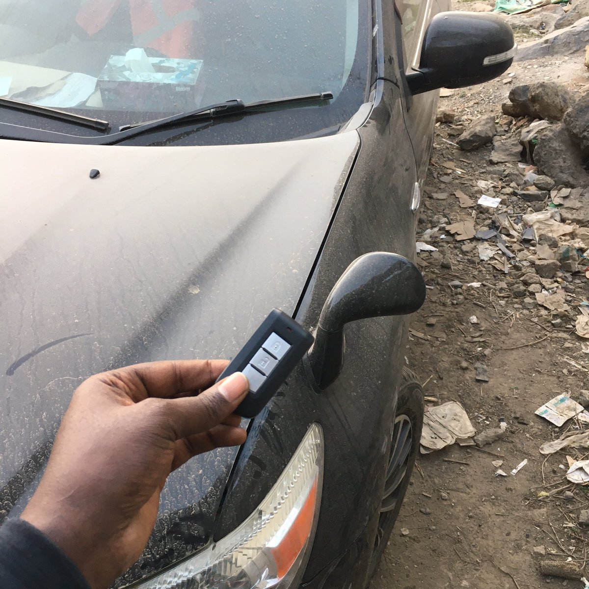AutokeyKenya's tweet photo. Mitsubishi RVR all keys lost replacement ✅✅

☎️0797118699

Dealer level job💯

#mitsubishi #RVR #outlander #autolocksmith #carkeys #carkeyprogramming https://t.co/pVtfk4G2CP