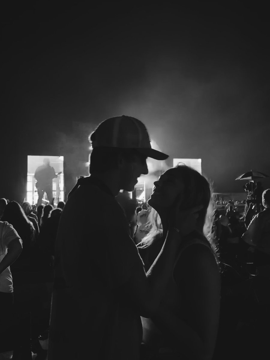 LexTaylor0's tweet photo. shoutout to the random girl behind us who took these at the concert last night🥺 https://t.co/NOdMIPtqsT