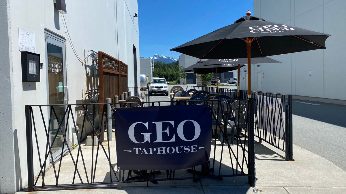 39 degrees in the shade in Squamish today!
Come on in to Geo Taphouse for a cold cider in the A/C!!
#geociderco
#ciderevolution
#geotaphouse