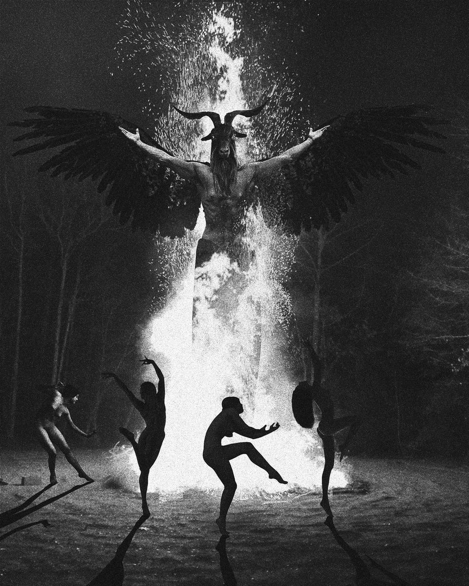 IglesiadeSatan's tweet photo. Arte de @slutfocate https://t.co/SGS3X2G8DA