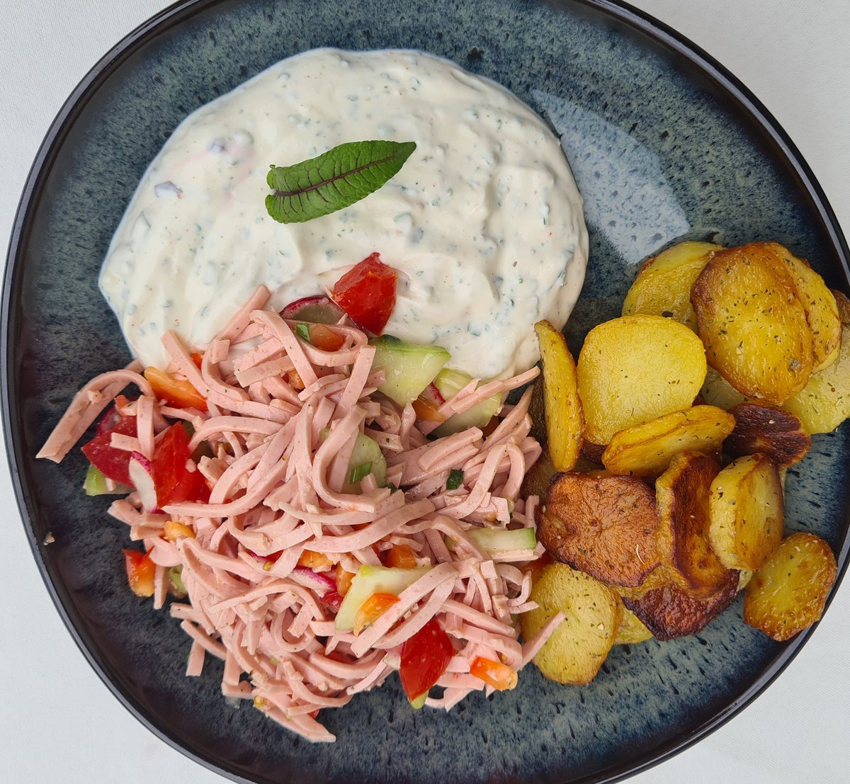 ChemEpi's tweet image. Badisches Dreierlei #cookingwithfamily #ChemistsWhoCook