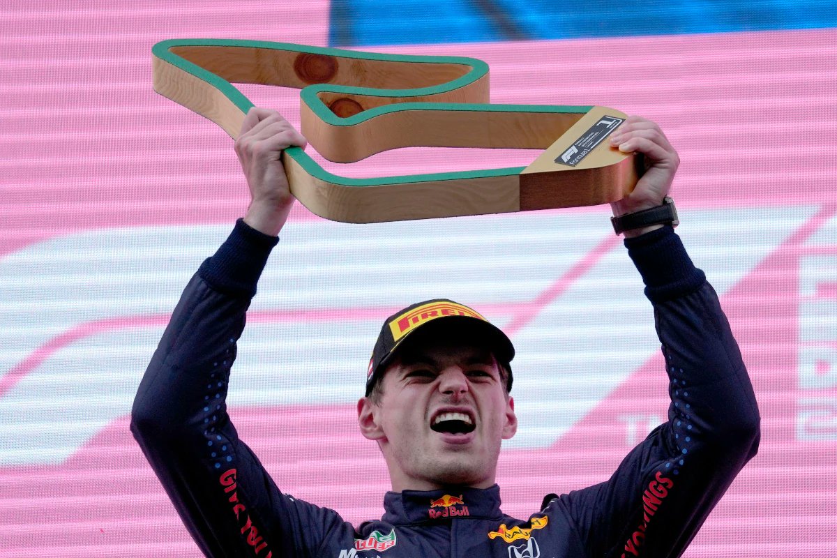 JAL69's tweet photo. Terminó el #GPStyria #StyrianGP.  Segundo del triple primer "triple header" de la #F12021.  Hora del análisis y los comentarios finales, con la gran victoria de #MaxVerstappen, #RedBullRacing y #HondaRacing.  Abramos hilo. https://t.co/7oklOZ4OGn