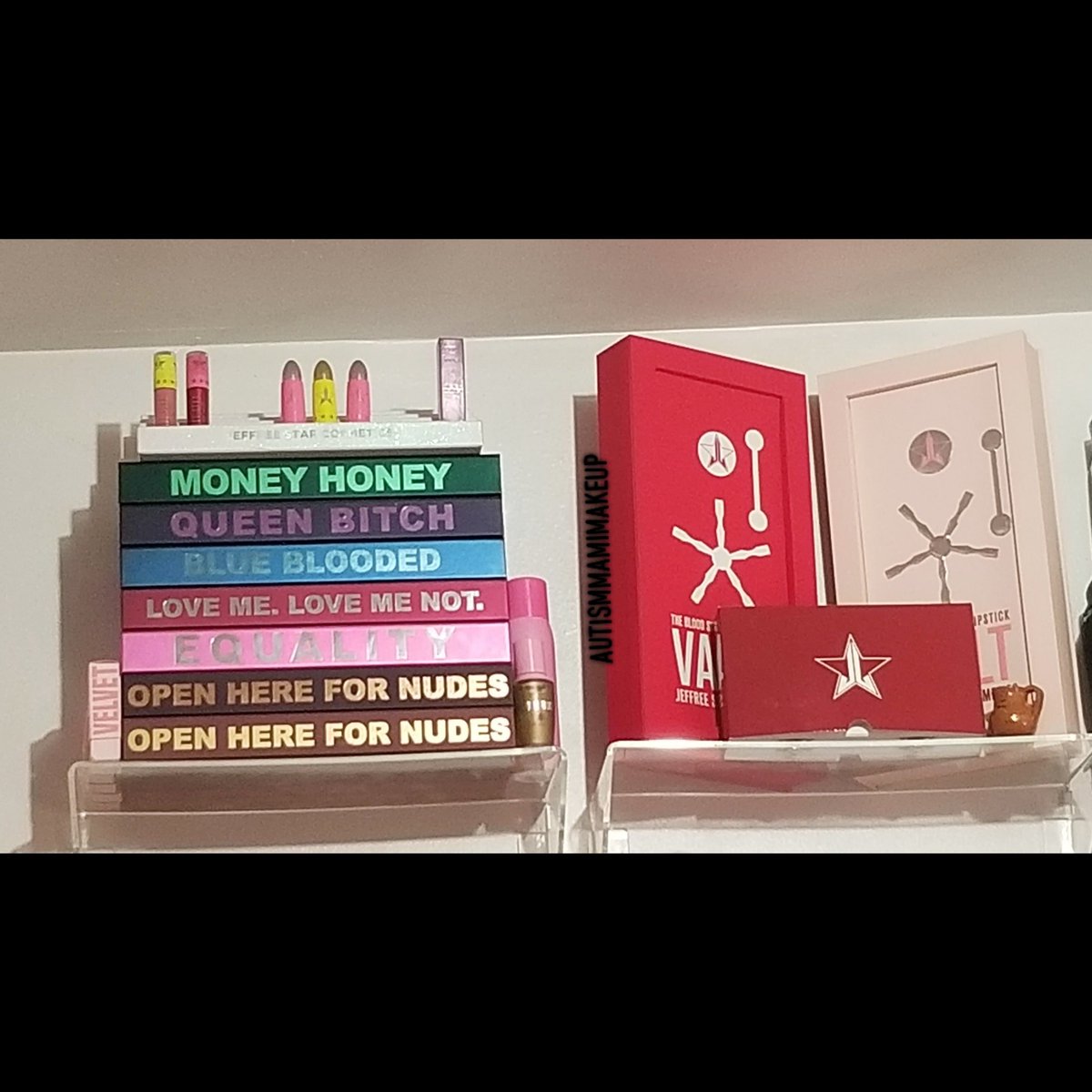 autismamimakeup's tweet photo. I love all my mini Bundles! ❤
#velourliquidlipsticks
💄💄💄💄💄💄💄💄💄💄
@JeffreeStar
.💄
.❤
.💄
.❤
#jeffreestar #jeffreestarcosmetics #lipstick #makeup #sundaymood☀️ #makeupmood #sundayvibes✨ #shoppingonline #shopping #jsc #makeupartist https://t.co/E5mm4O1Rnv