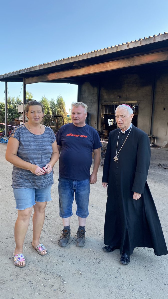 Odwiedziłem rodzinę państwa Dziarnowskich z Garwolewa, parafia Czerwińsk, którzy stracili w pożarze cały sprzęt do produkcji rolniczej.