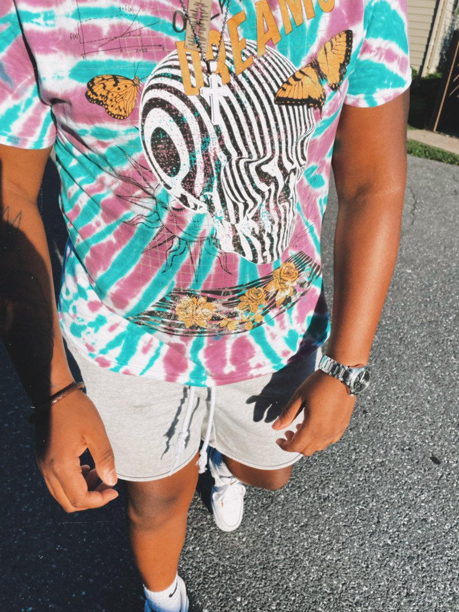 ViewssTV's tweet image. Elevate. ⛰⚡️
•
•
#explorepage #explore #mensfashion #menstyle #fashion #ambassador #style #clothes #photography