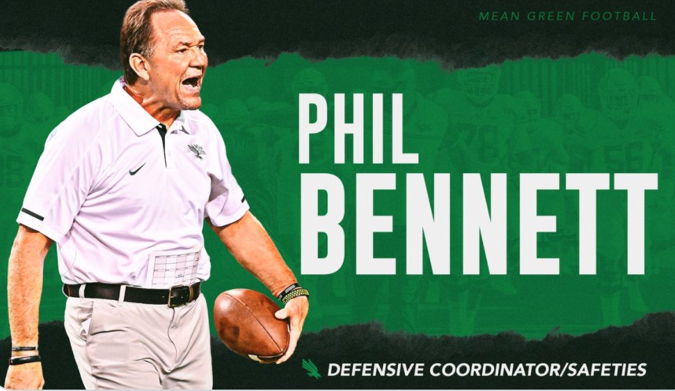 ELITECOACHESMA1's tweet image. The REVOLUTION is going to be led by this CFB LEGEND July 28!  Thank you, coach Bennett for all the knowledge and energy you will bring us!
#cannotwait
@MeanGreenFB 
@CoachJacksonTPW