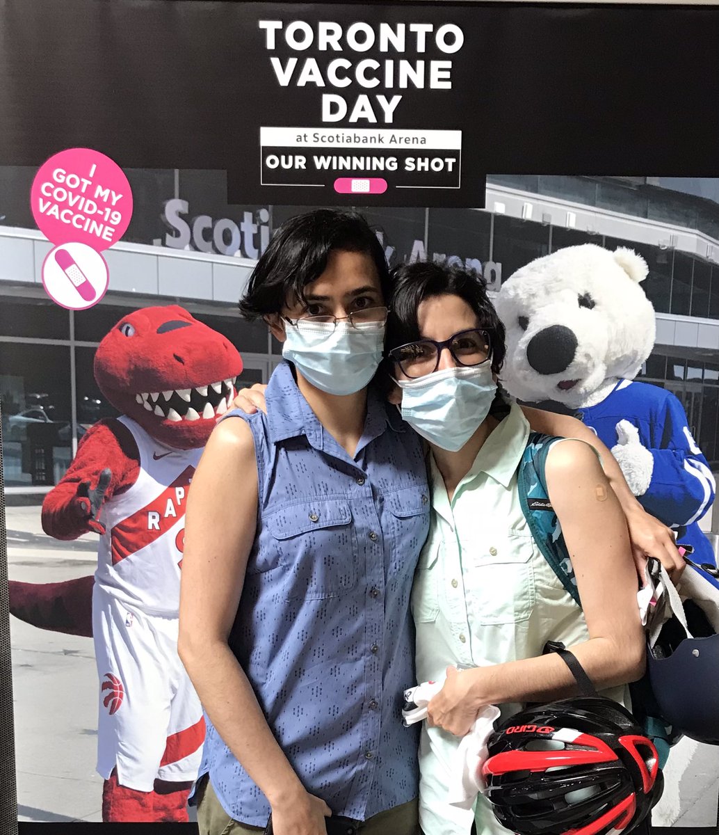 zafiroan1's tweet photo. How two MD and public health researchers celebrate pride in 2021 🏳️‍🌈🏳️‍⚧️… 😂❤️🧡💛💚💙💜 #PrideToronto @LauChav99 https://t.co/ZmFHZ1OtoL