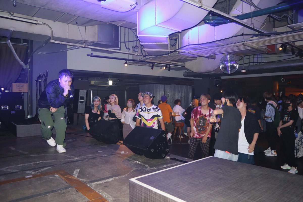 harry__producer's tweet photo. 6/27 日曜日 横浜のPITCH CLUBでLIVEさせて頂きました。
呼んでくださったこうたさん、LIVE見てくださった方、ありがとうございました。

#harryofart #rapper #hiphop #pitchclub #yokohama #clubhouse https://t.co/0EbTcyycFf