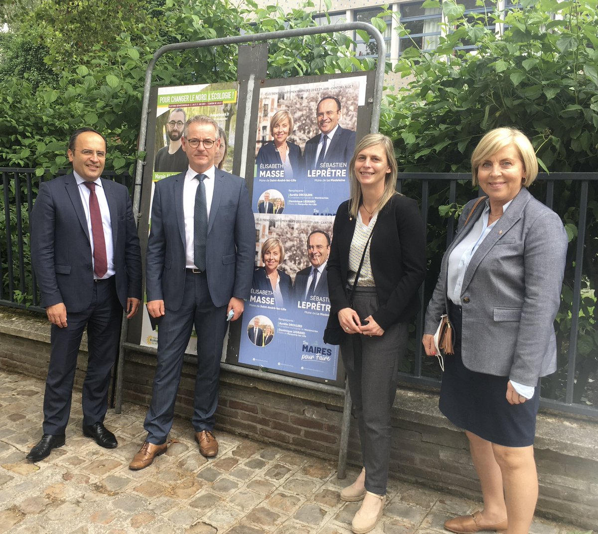Merci aux 64% d électrices &amp; 
d électeurs qui ont choisi les <a href="/MairesPourFaire/">Des Maires pour Faire</a> sur le #CantonDeLille1
Notre esprit d équipe, notre indépendance politique, notre connaissance du terrain, notre projet de territoire seront des Atouts Pour Faire au service du canton &amp; ses habitants.